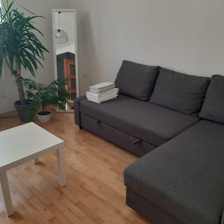 Euro-Room Rooms & Apartments Krakow Bagian luar foto