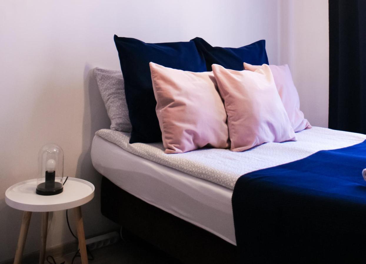 Euro-Room Rooms & Apartments Krakow Bagian luar foto