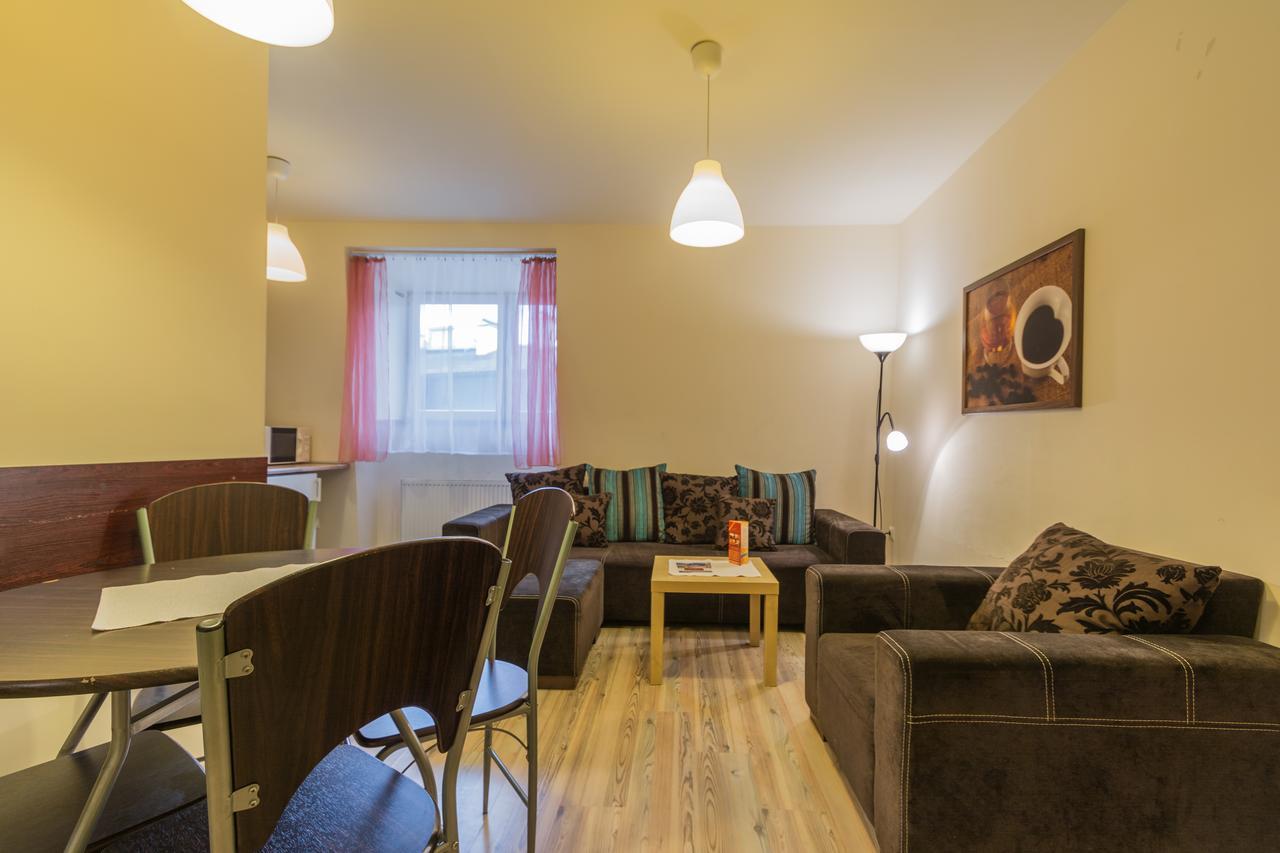 Euro-Room Rooms & Apartments Krakow Bagian luar foto