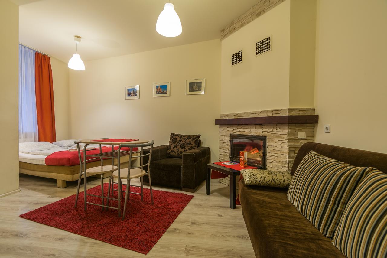 Euro-Room Rooms & Apartments Krakow Bagian luar foto